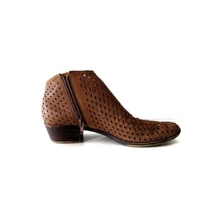 Lucky Brand Baylah Perforated Leather Booties 7.5